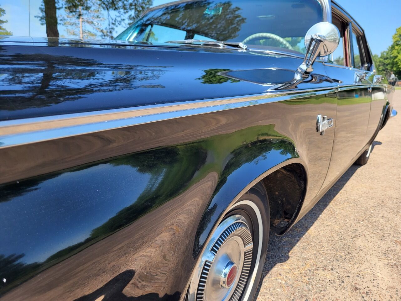 1964 Chrysler Newport 23