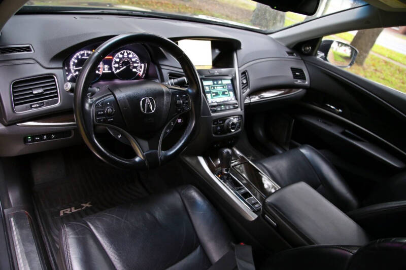 2016 Acura RLX w/Advance