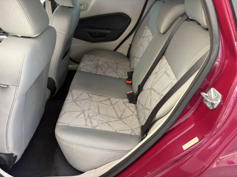 2011 Ford Fiesta SE