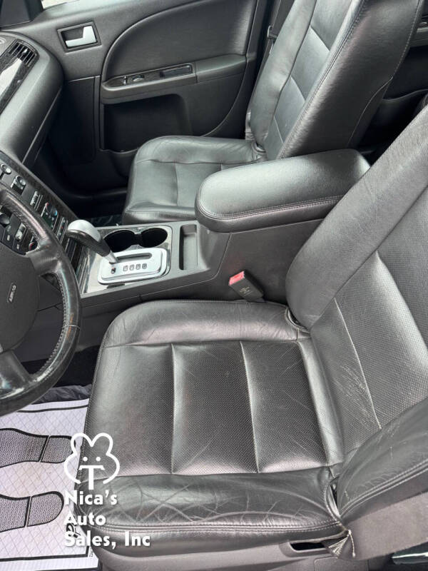 2005 Mercury Montego Premier
