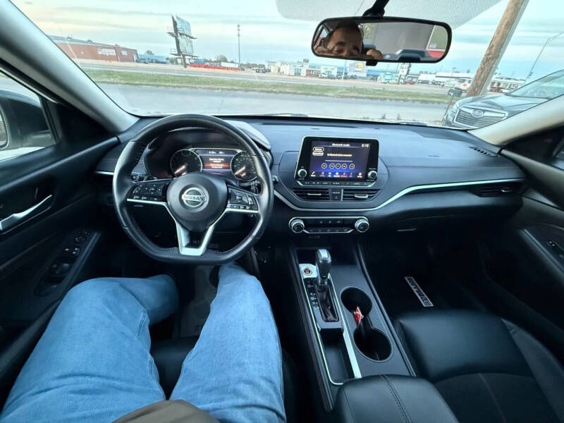 2019 Nissan Altima 2.5 SR