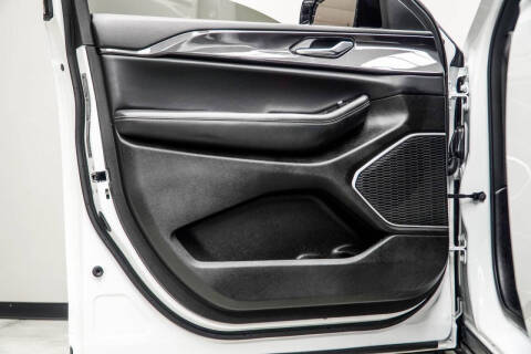 2022 Jeep Grand Cherokee L Altitude