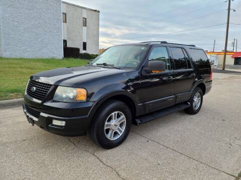 2004 Ford Expedition for sale at DFW Autohaus in Dallas TX