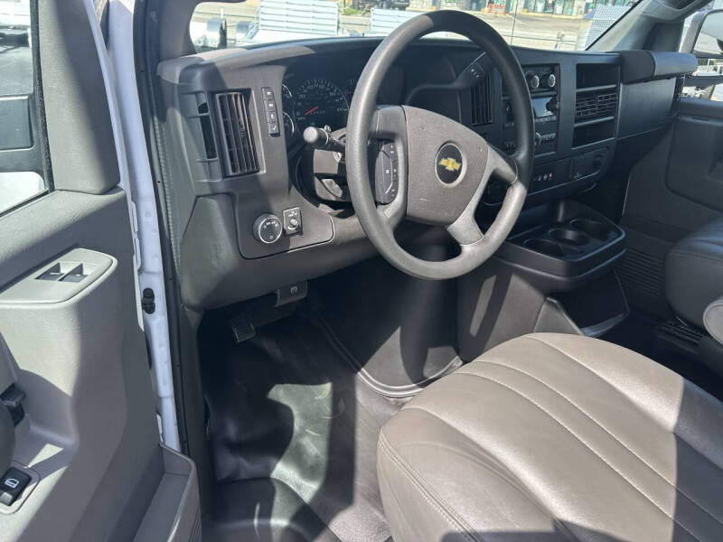 2021 Chevrolet Express 3500
