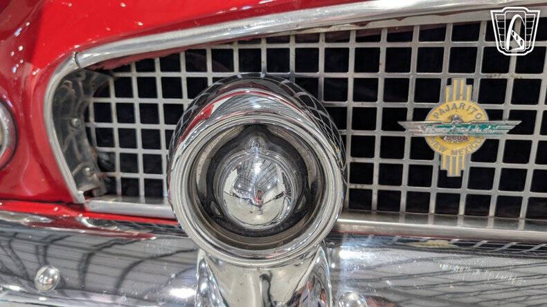 1955 Ford Thunderbird