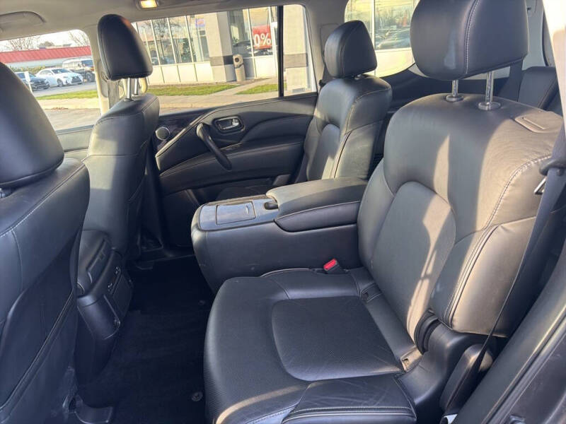 2024 Infiniti QX80 Luxe