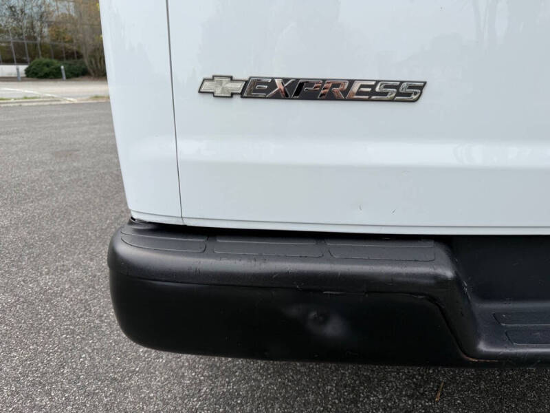 2020 Chevrolet Express 2500