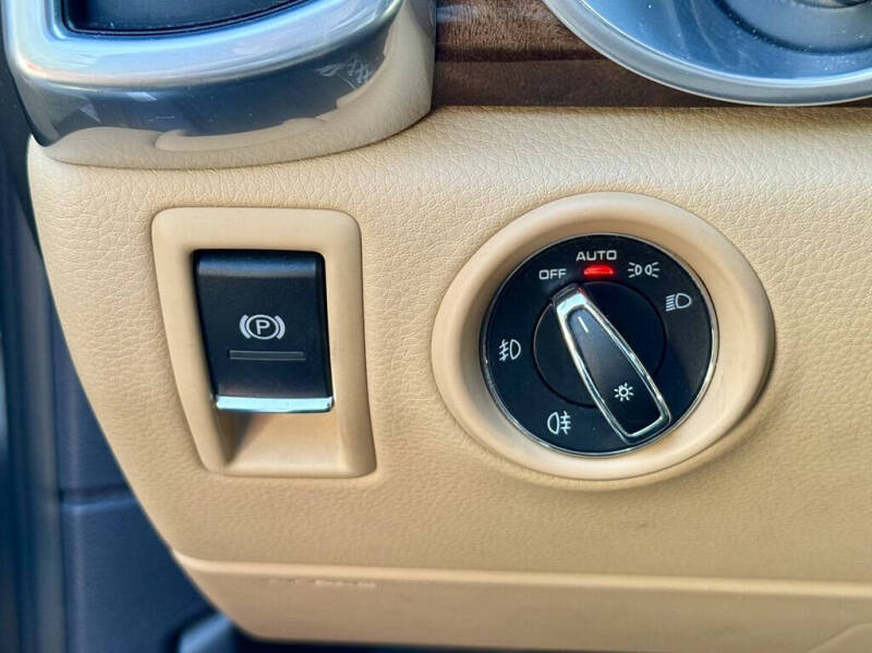 2016 Porsche Cayenne S E-Hybrid