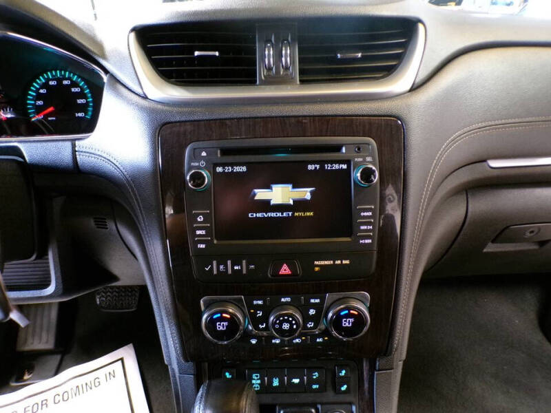 2017 Chevrolet Traverse LT