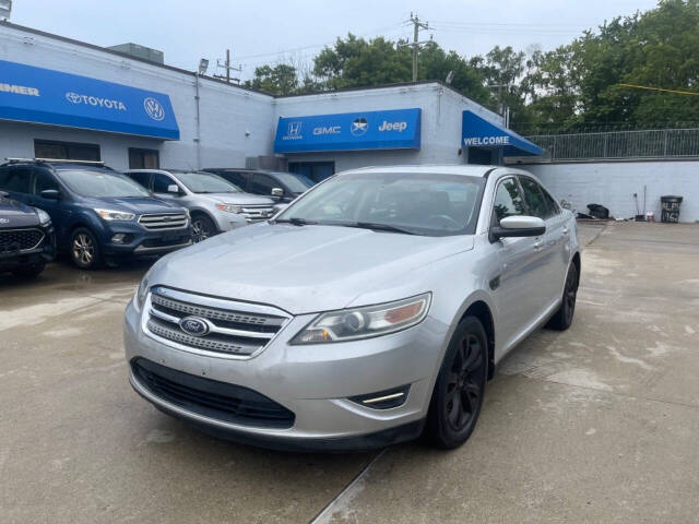 2011 Ford Taurus for sale at Alpha Auto Sales in Detroit, MI