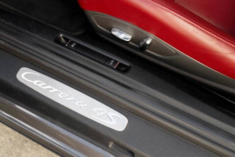 2017 Porsche 911 Carrera 4S