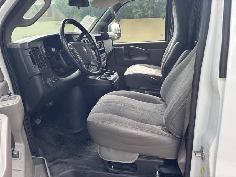 2016 Chevrolet Express 2500