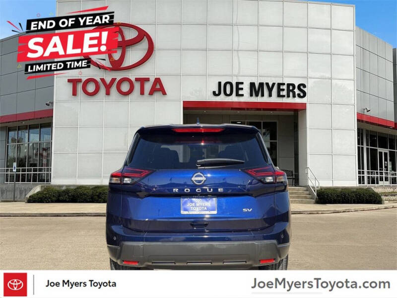 2024 Nissan Rogue SV