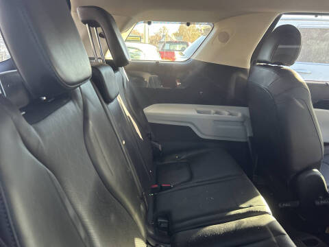 2022 Kia Carnival EX