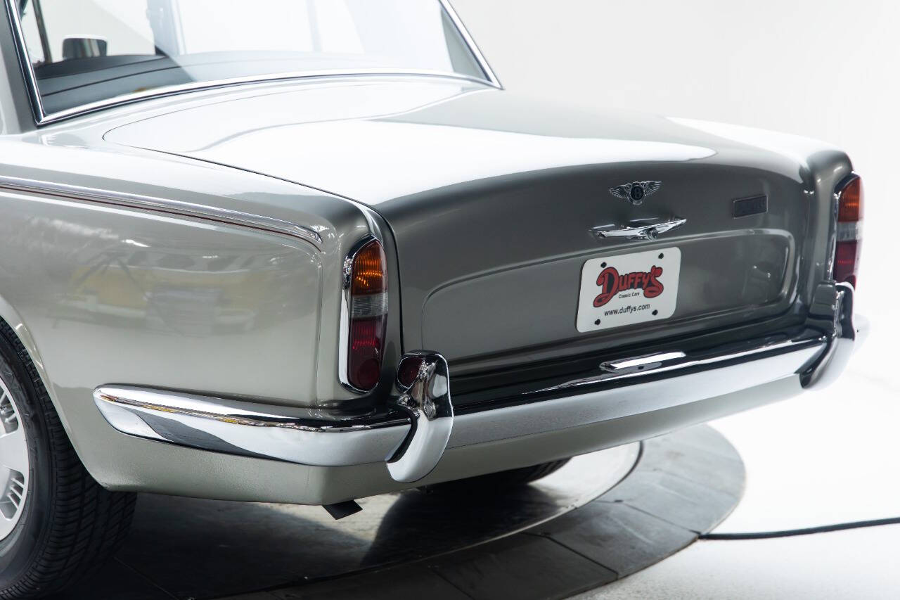 1967 Bentley T1 Saloon 19