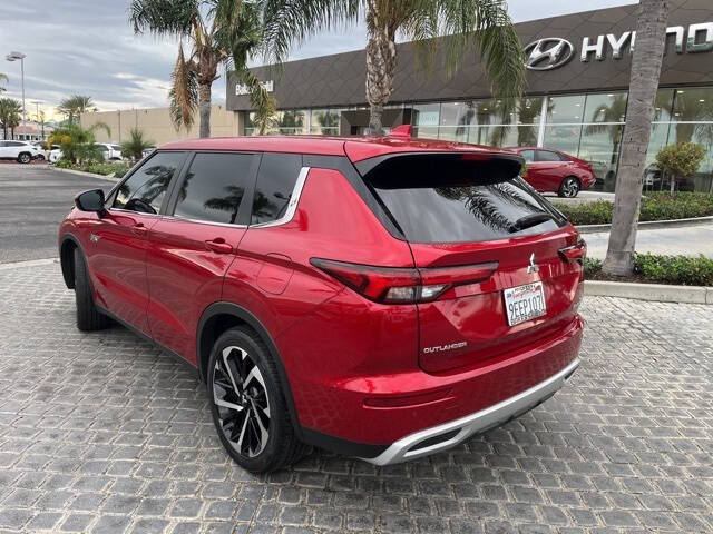 2023 Mitsubishi Outlander PHEV SE