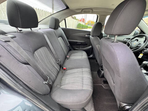 2013 Chevrolet Sonic LT Auto