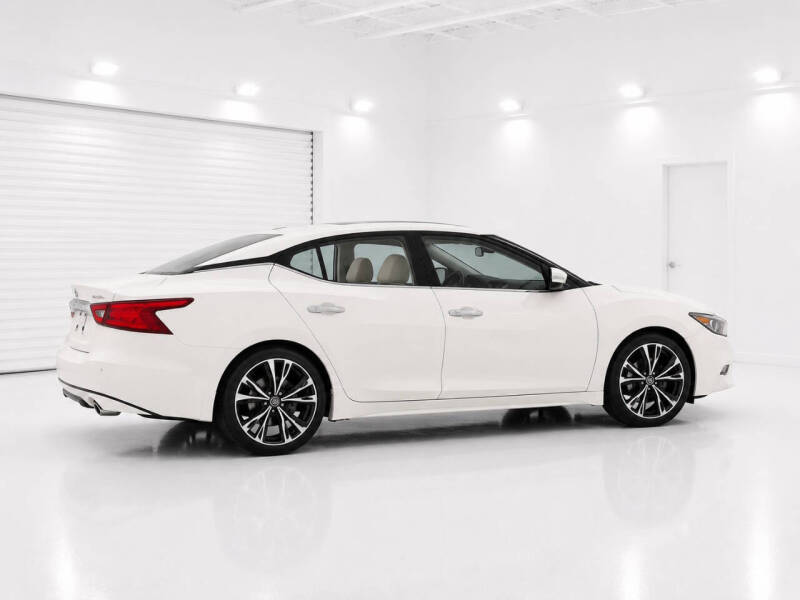 2017 Nissan Maxima Platinum