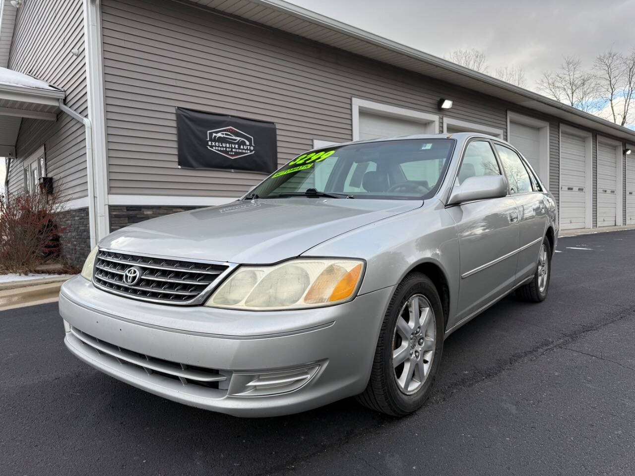 2003 Toyota Avalon for sale at Exclusive Auto Group of Michigan LLC in Lansing, MI