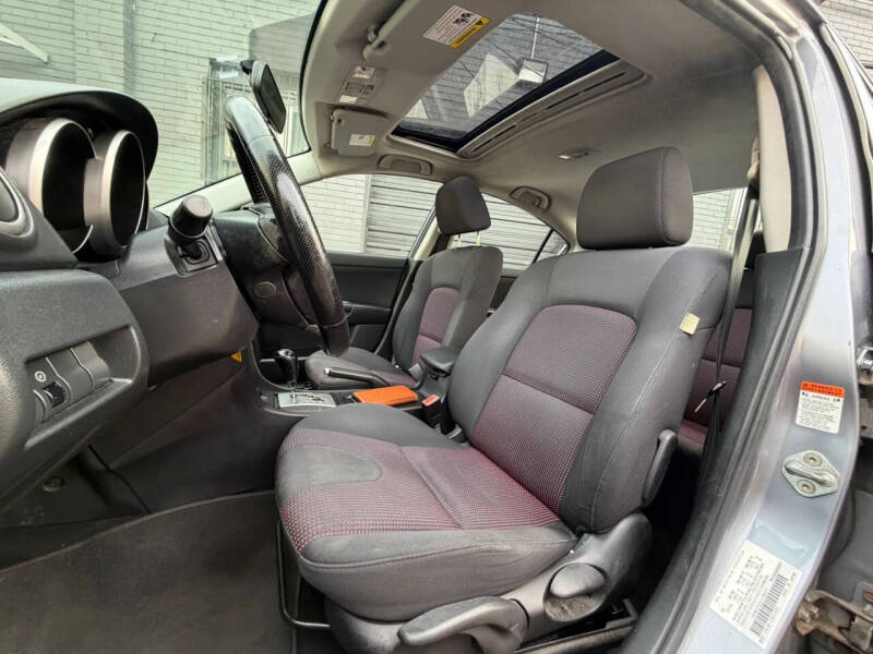 2004 Mazda MAZDA3 s