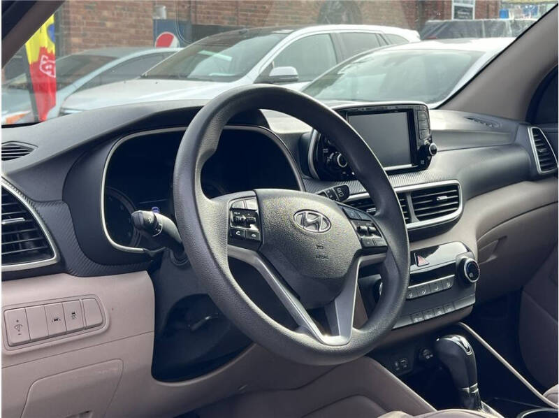 2020 Hyundai Tucson SE