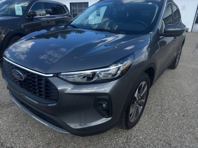 2025 Ford Escape Platinum