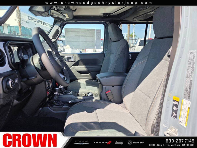 2025 Jeep Gladiator Willys