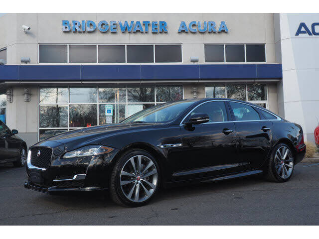 2017 Jaguar XJ R-Sport