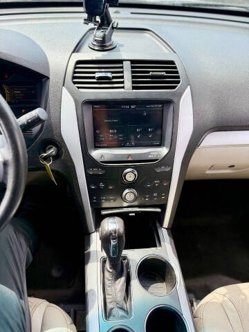 2011 Ford Explorer XLT