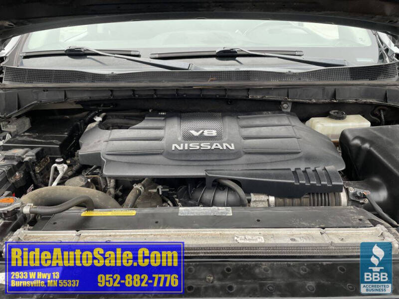 2017 Nissan Titan SV