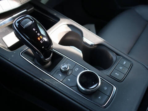 2025 Cadillac XT4 Sport