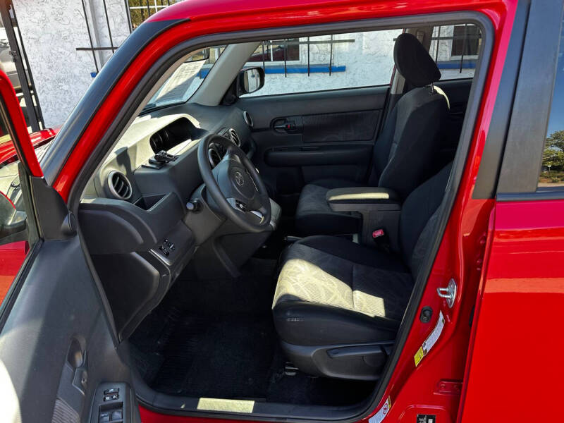 2013 Scion xB