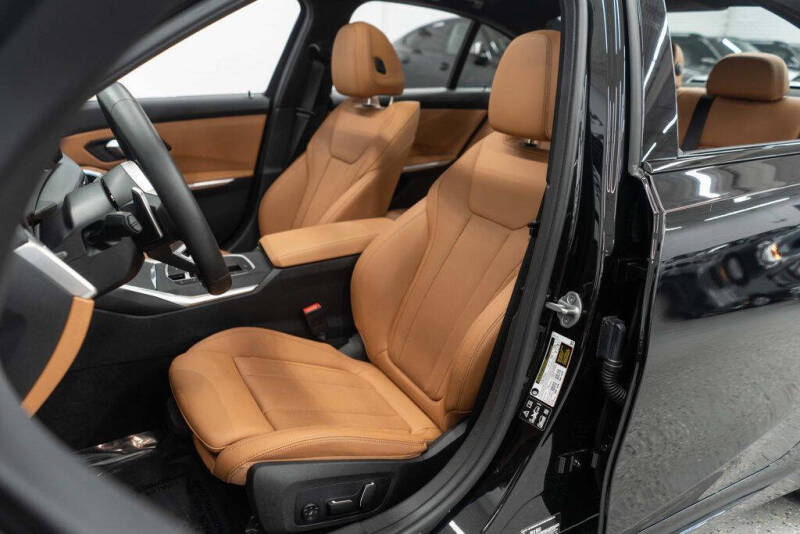 2025 BMW 3 Series 330i xDrive