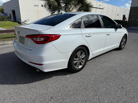 2015 Hyundai Sonata SE