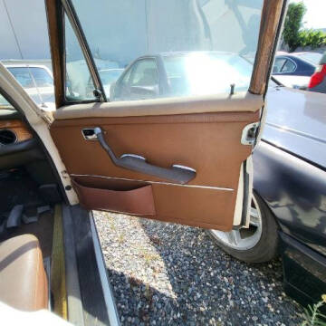 1972 Mercedes-Benz 280-Class