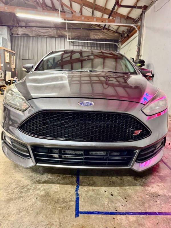 2017 Ford Focus ST