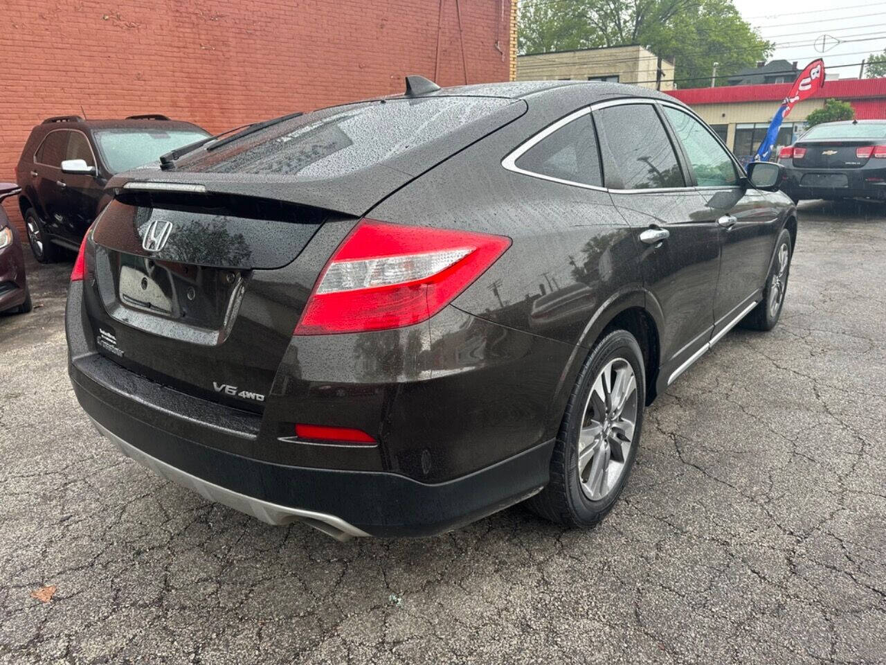 2014 Honda Crosstour for sale at Kelly Auto Group in Cleveland, OH