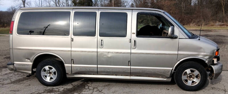 2001 Chevrolet Express G1500 LT