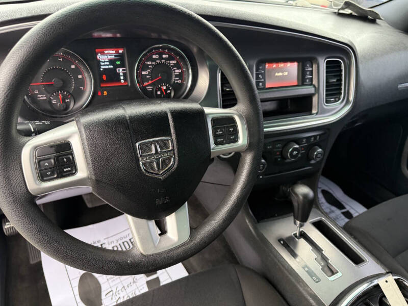 2013 Dodge Charger SE