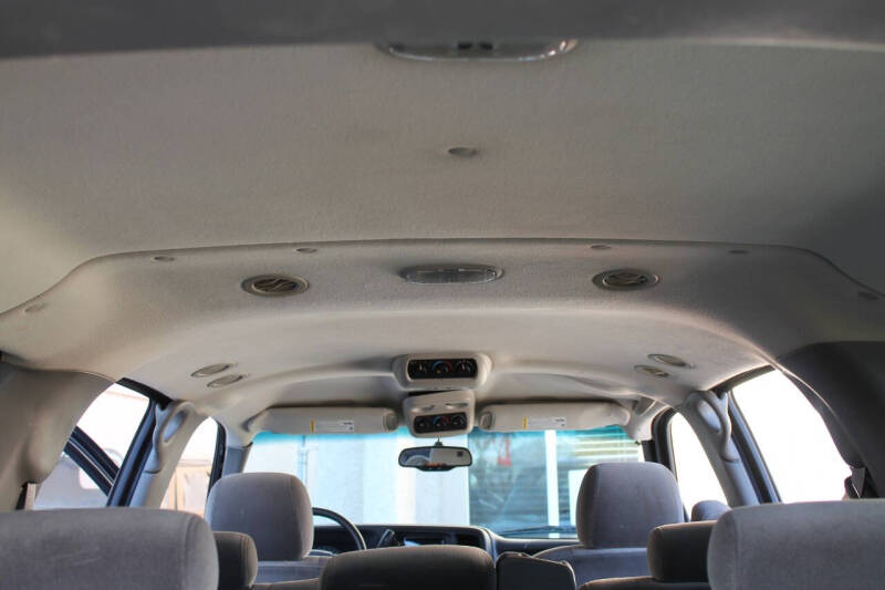 2003 GMC Yukon XL 1500 SLE