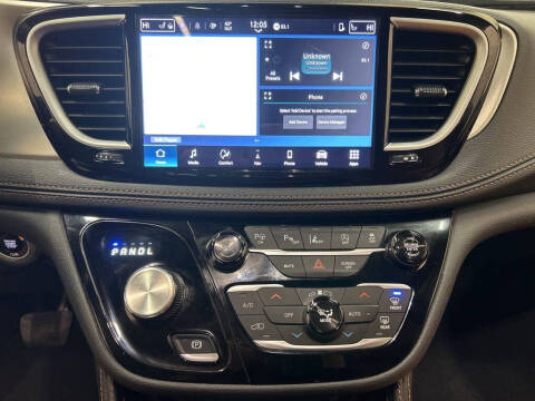 2024 Chrysler Pacifica Pinnacle