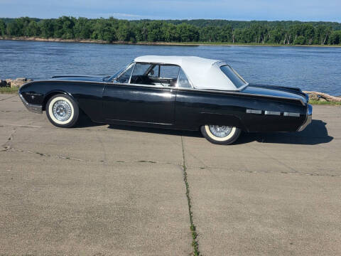 1962 Ford Thunderbird