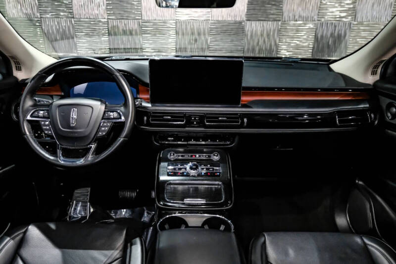 2021 Lincoln Nautilus Reserve