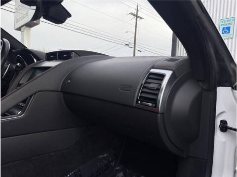 2020 Jaguar F-TYPE R