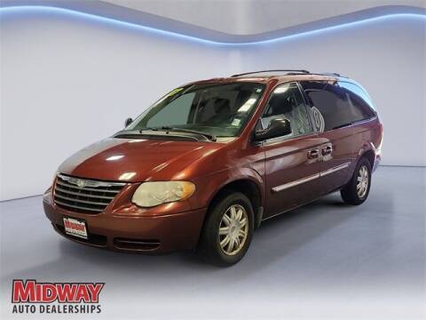 2007 Chrysler Town and Country for sale at MIDWAY CHRYSLER DODGE JEEP RAM in Kearney NE
