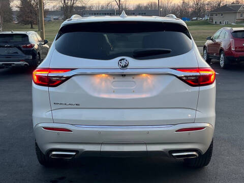 2021 Buick Enclave Essence