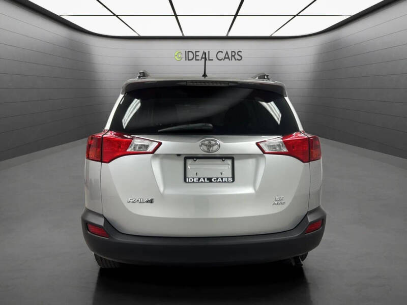 2014 Toyota RAV4 LE