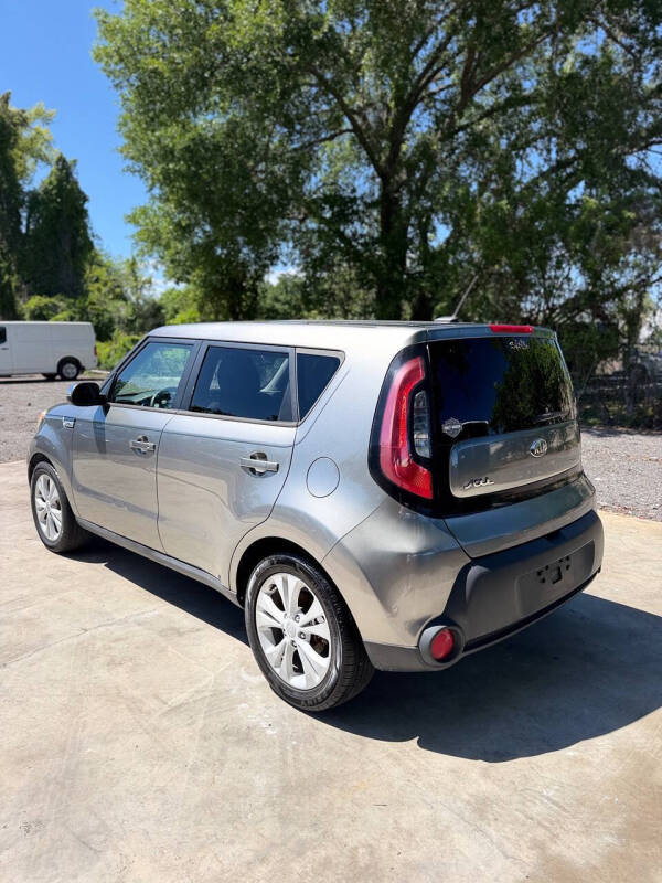 2014 Kia Soul +