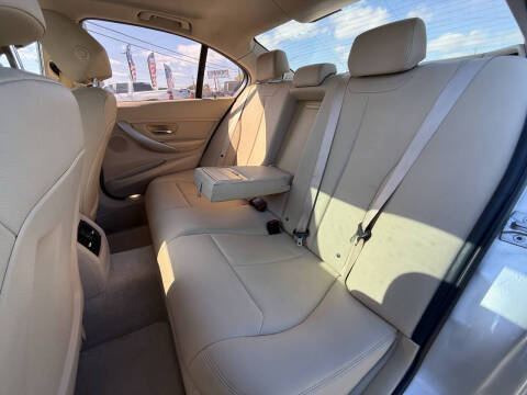 2015 BMW 3 Series 320i xDrive