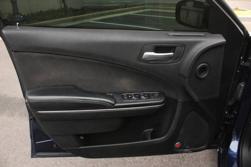 2015 Dodge Charger SXT